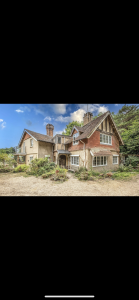 Hidden gem 5 bed country house in 2 acres of Sussex woods